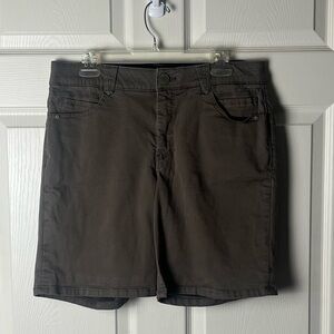 Democracy Brown Women's Bermudas